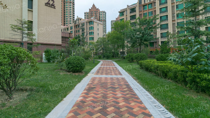 南益名士华庭一期外景图