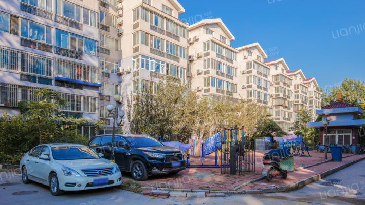 双桥温泉东里小区外景图