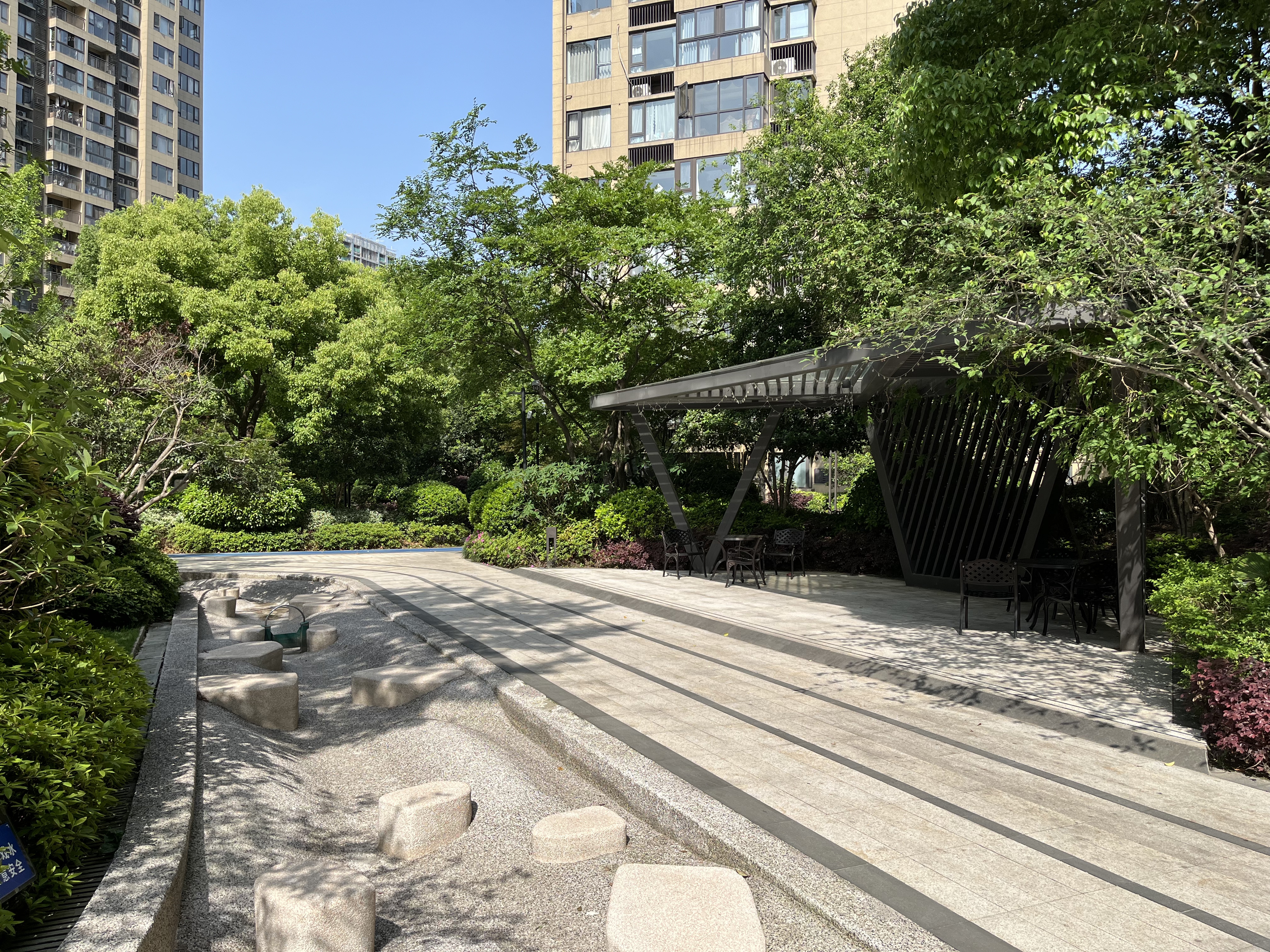 春江悦茗小区实景 7
