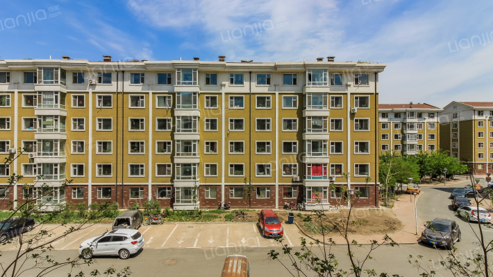 基隆小区外景图