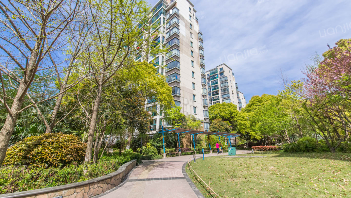 春申玫瑰苑外景图