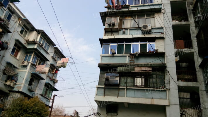 十五街坊外景图