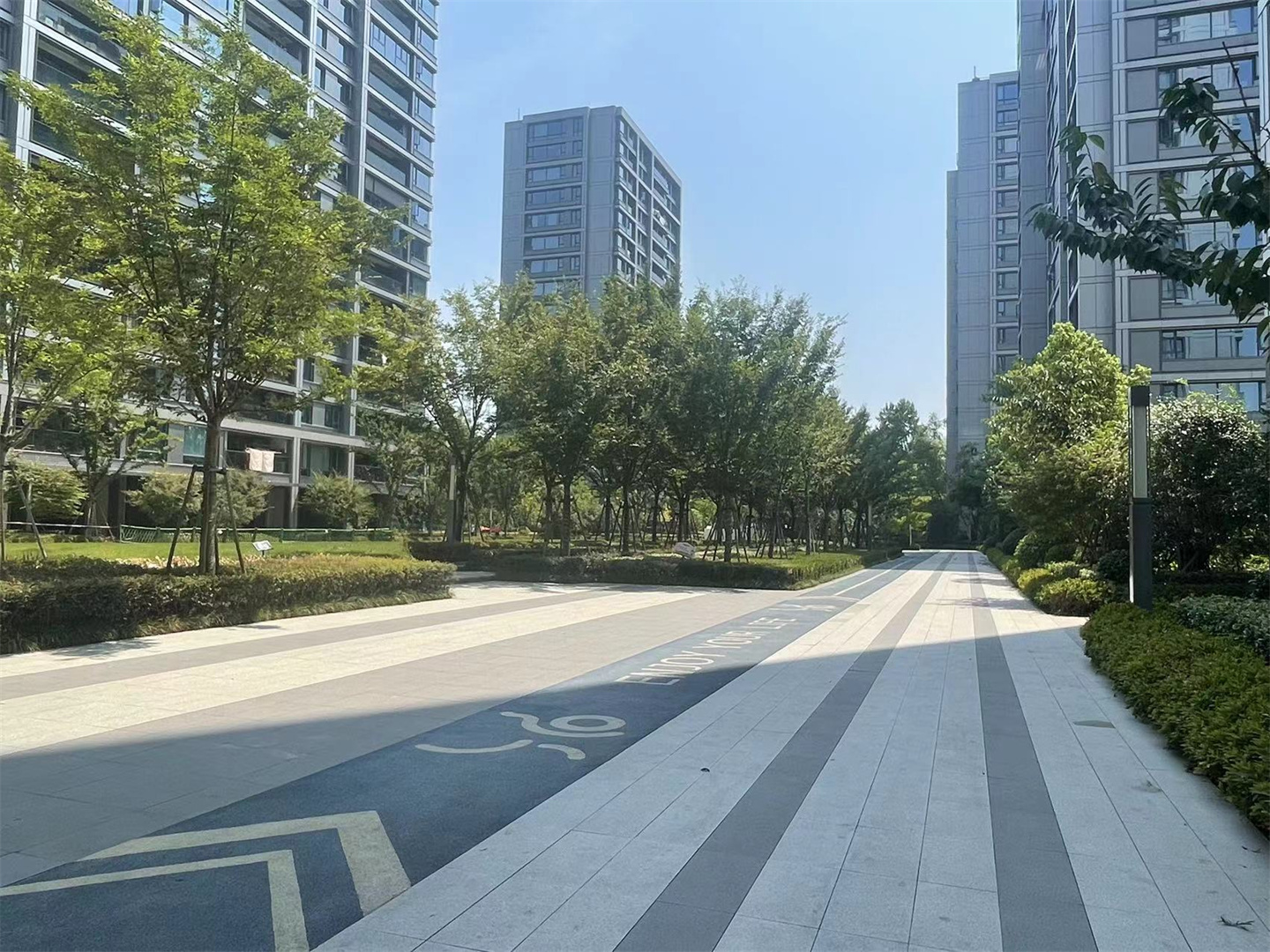 凤玺云著府小区实景 3