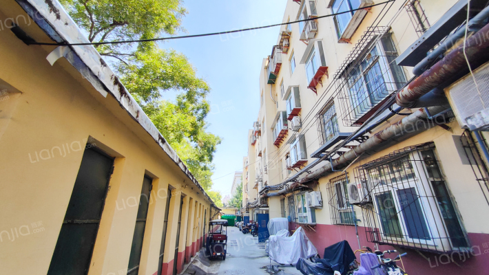 山大北路46-1号外景图