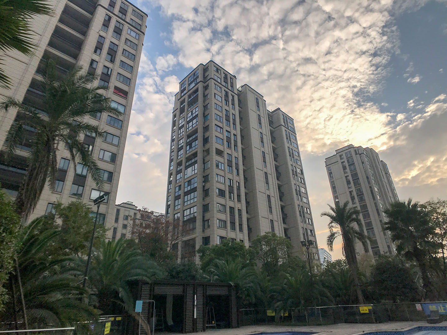 德信大家钱江府小区实景 8