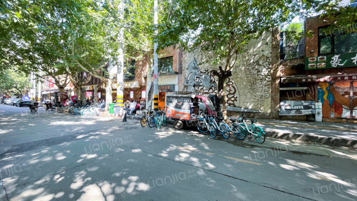 体育馆东路17号院外景图