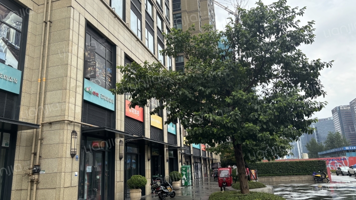 润富国际公寓外景图