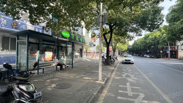 屯村街93号外景图