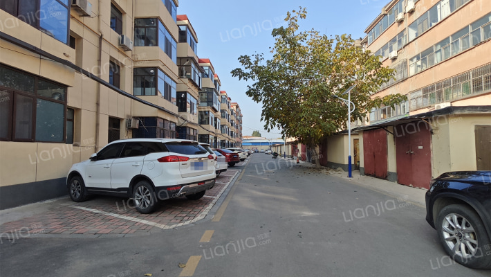 新康居小区外景图