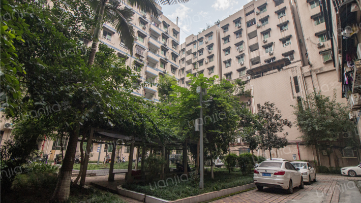 联芳花园1期外景图