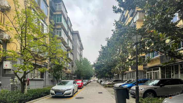 西安交通大学第二附属医院家属院外景图