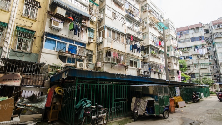 西流湾小区外景图