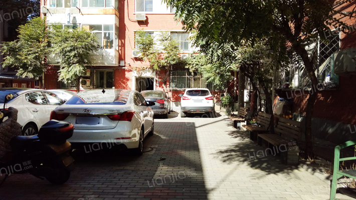 六里桥北里外景图