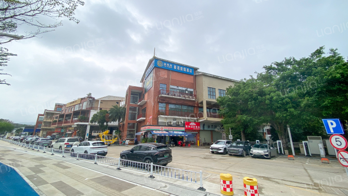 曼湾广场外景图