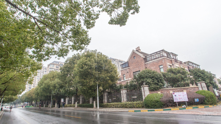 石湖华城湖郡外景图