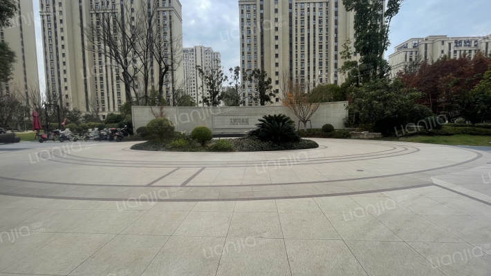 金茂滨湖名邸外景图