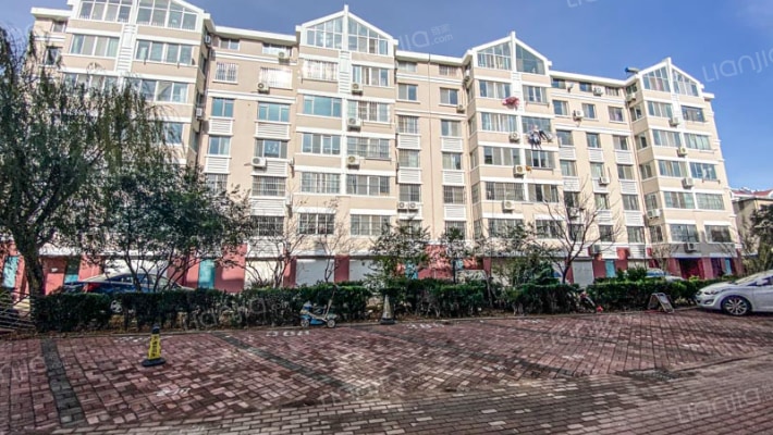 世纪花园外景图