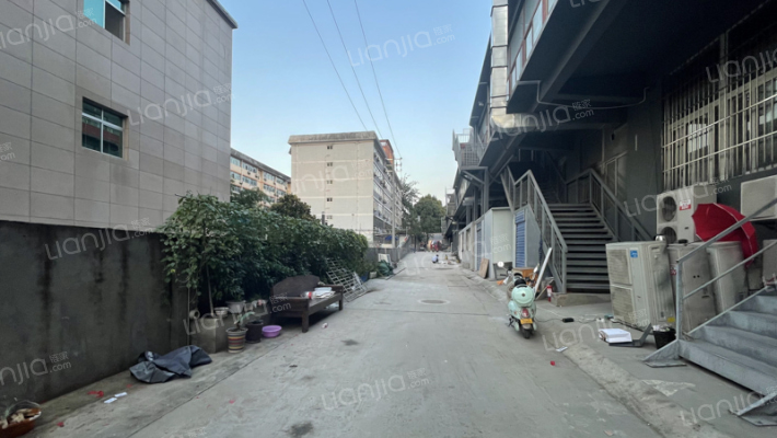 通号家属院外景图