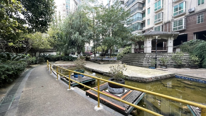 阳光水岸外景图