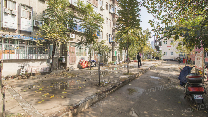 中储社区外景图