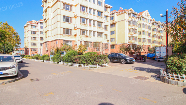 圣海山庄外景图