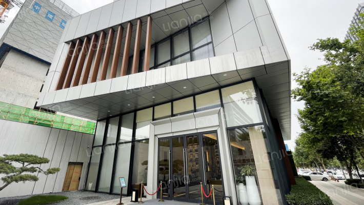 秦商国际中心外景图