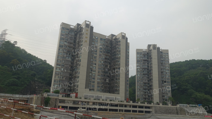 金威新苑外景图