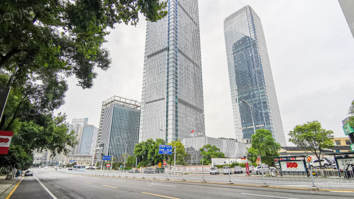 汇景发展环球中心外景图