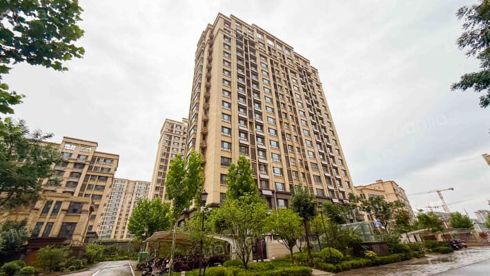 城发置业 · 和园外景图