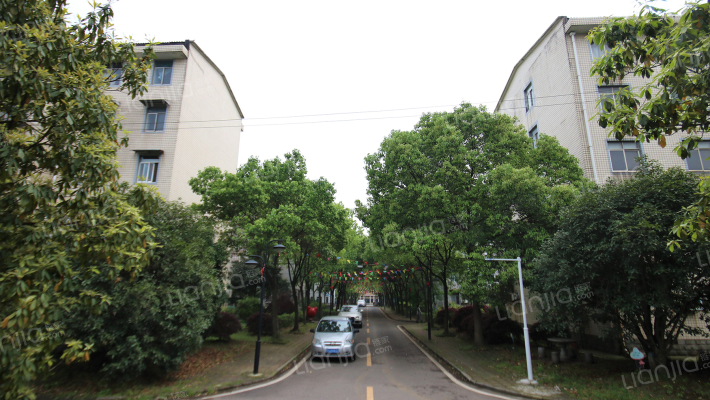 武汉植物园小区外景图