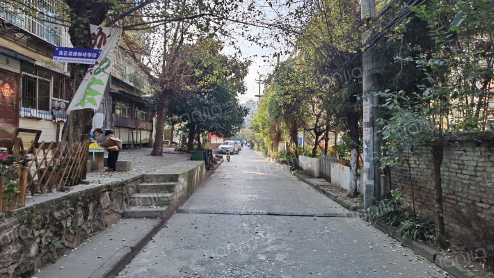 动力厂宿舍外景图