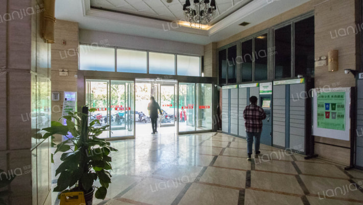 南门国际外景图