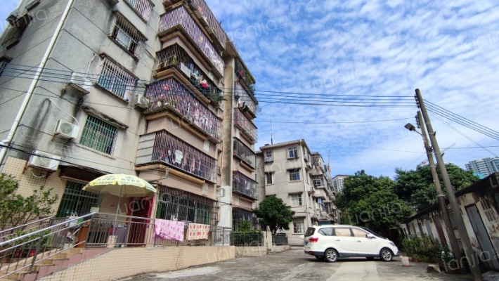 三湾路西外景图