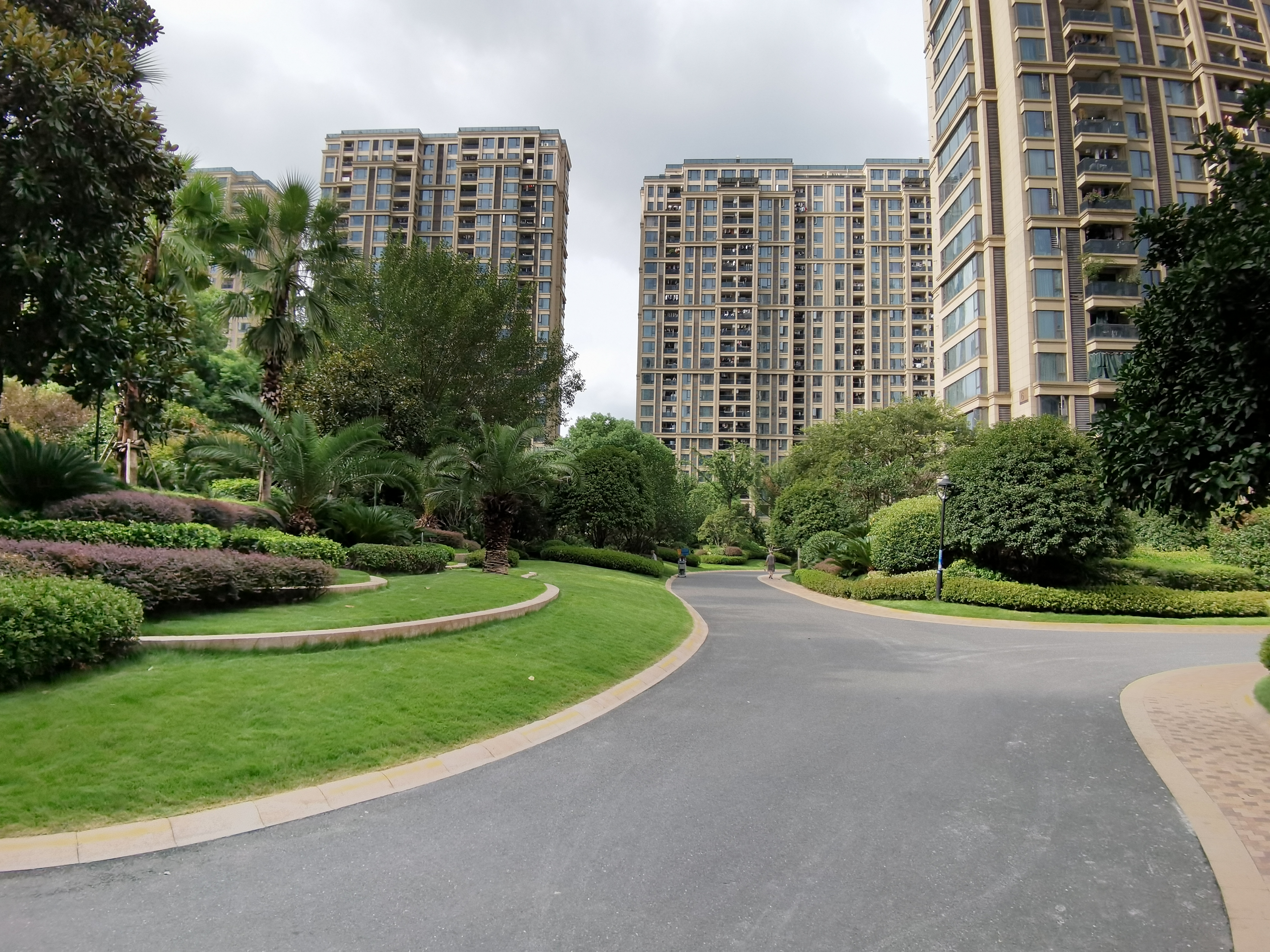 Wanjia Mingcheng compound photo 2