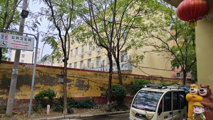 工行家属院外景图