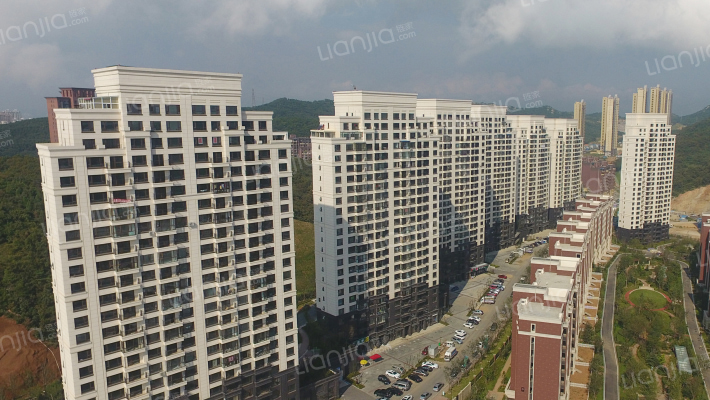 红星海时光的岸外景图