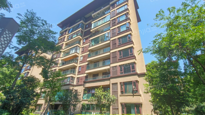 中建御湖壹号D御园外景图