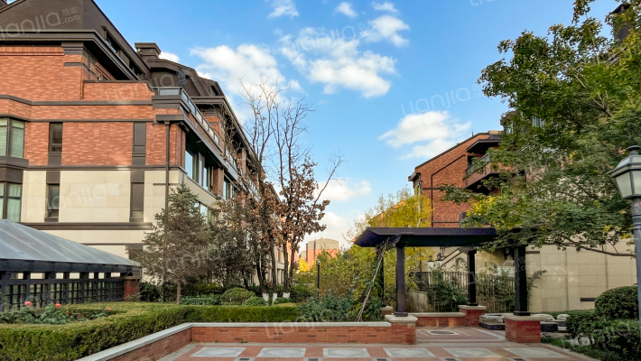 翡翠公园一期外景图