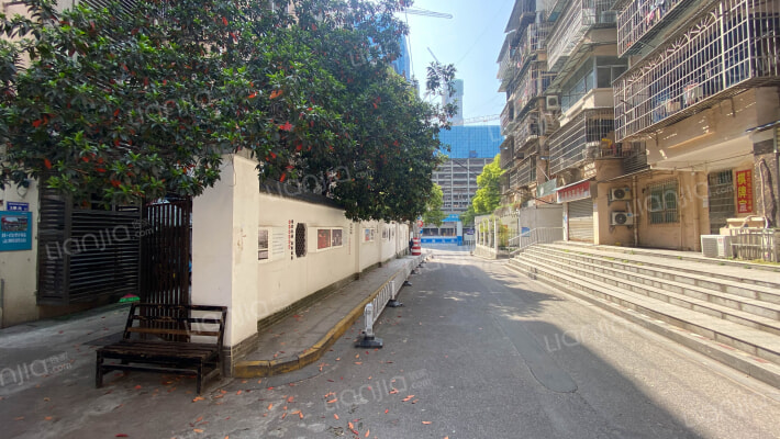 药材宿舍外景图