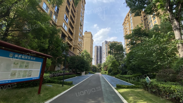 滨河湾1期外景图