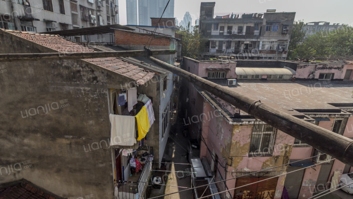 硚房集团第一房管所宿舍外景图