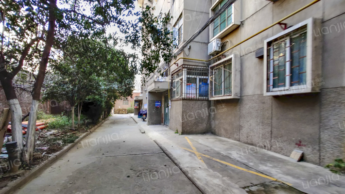 西美小区2号院外景图