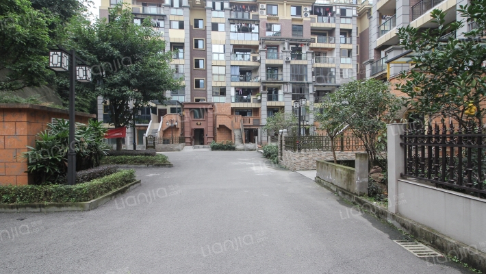 巴南府邸外景图