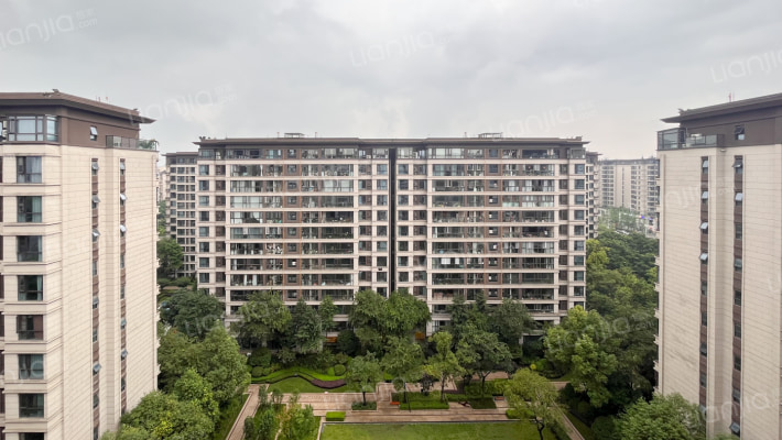 西派城A区外景图