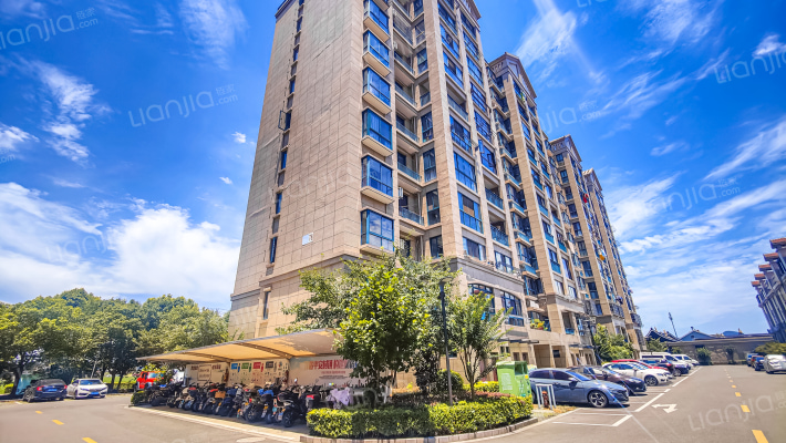 上李家新村外景图