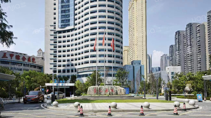 御江壹品青山樽外景图