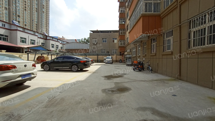 广苑小区外景图