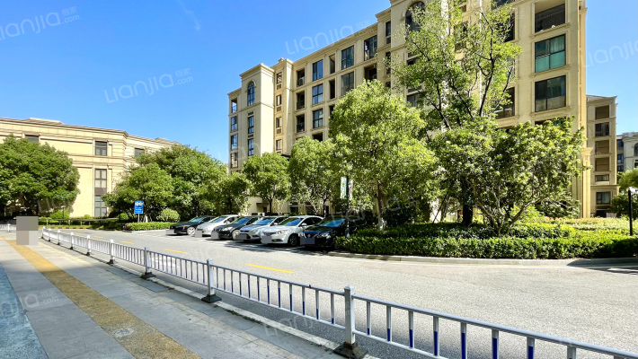 融创东方御园外景图