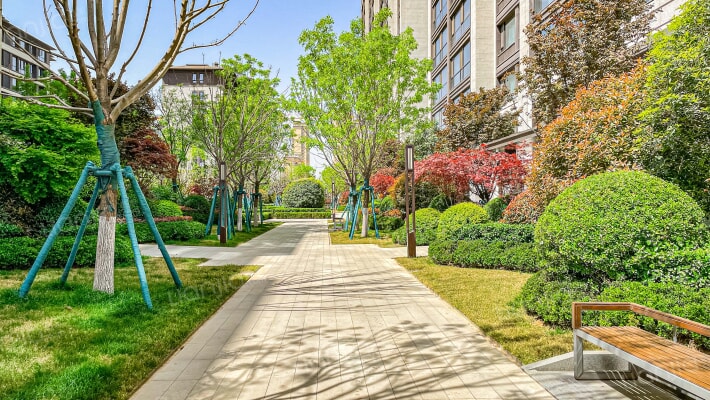 融创揽月府一期外景图