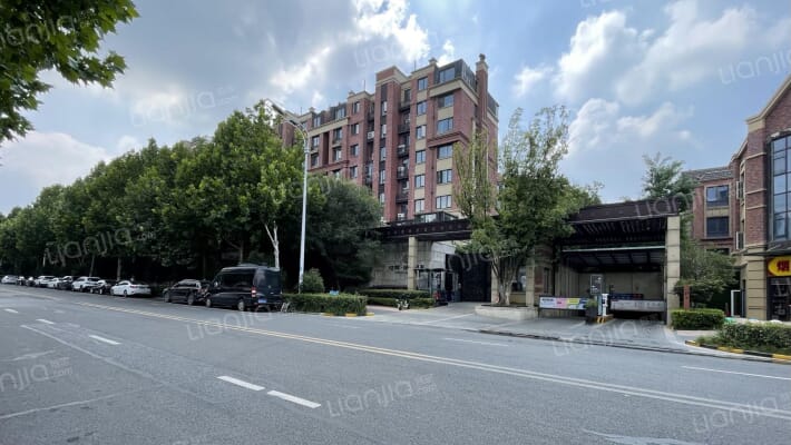 旭辉湖山源著外景图